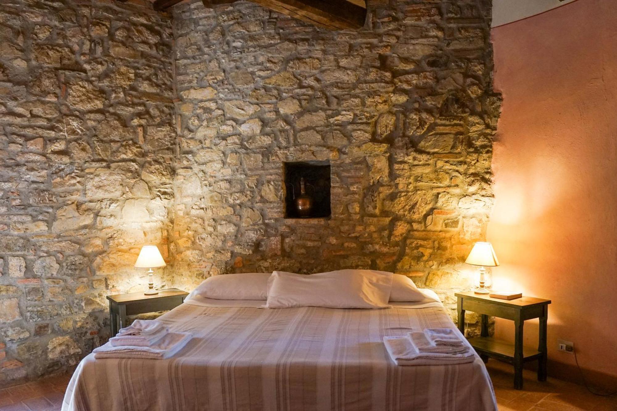 Borgo Di Camporsevoli Villa Ngoại thất bức ảnh